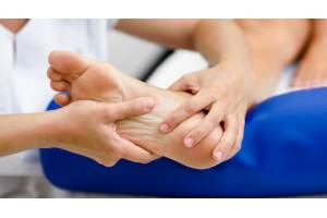 Cómo aliviar la fascitis plantar